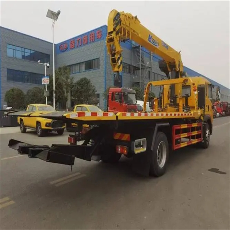 安溪县附近小随车吊出租电话，轻松解决搬运烦恼