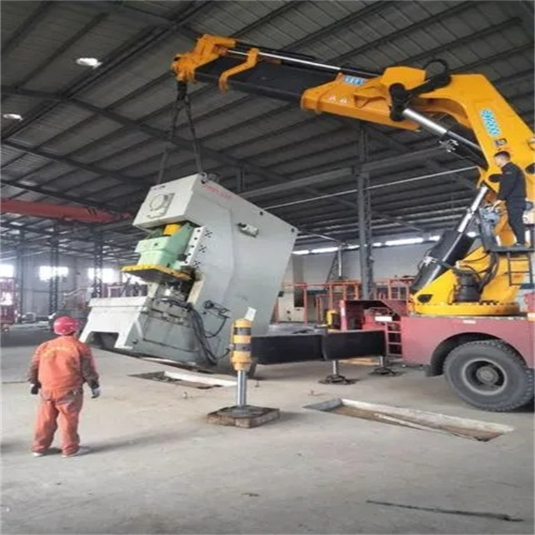 安溪县80吨折臂吊车出租附近电话